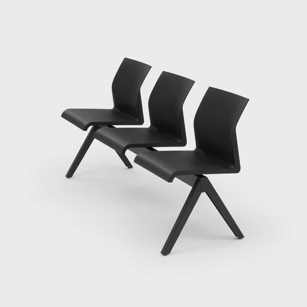 Rion seduta su barra